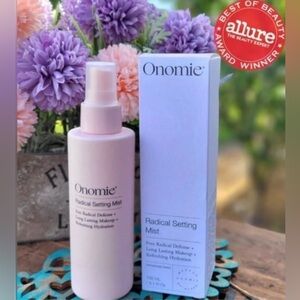 New in Box! Onomie Radical Setting Mist Full Size